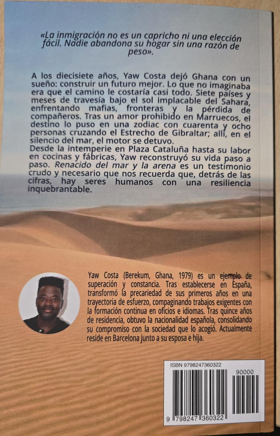 Contraportada del libro Renacido del mar y la arena